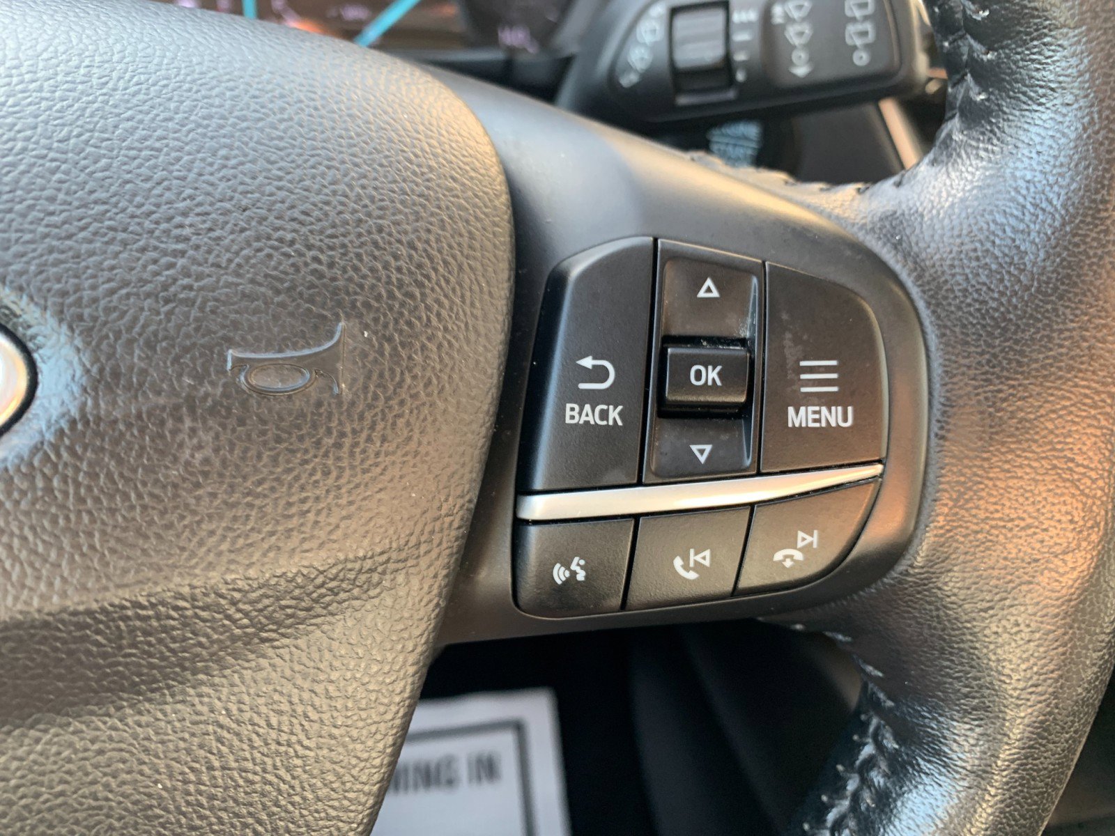 Used 2020 Ford Escape SEL image 18