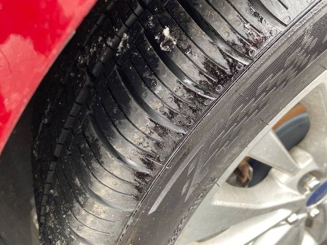 Used 2017 Ford C-MAX Energi SE w/ Equipment Group 402A image 24