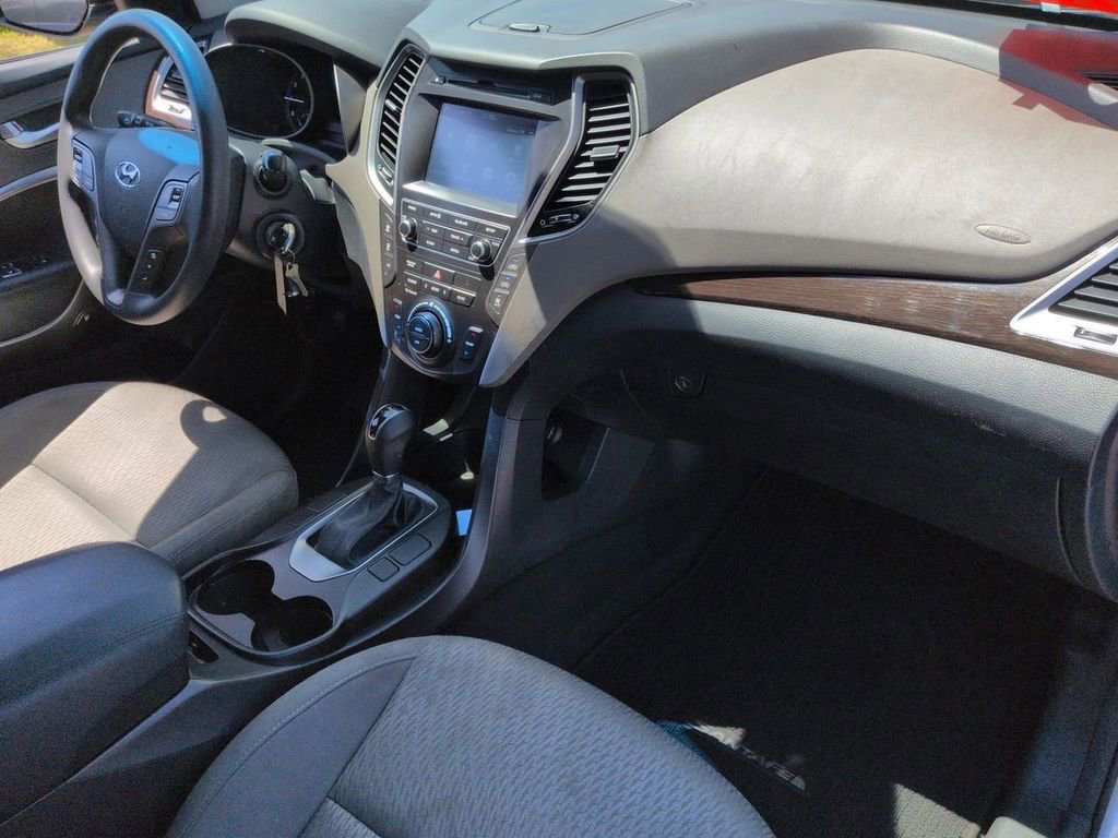 Used 2018 Hyundai Santa Fe SE FWD image 30