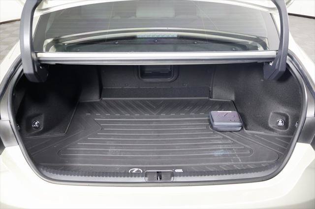 Certified 2025 Lexus ES 300h w/ Premium Package FWD image 14
