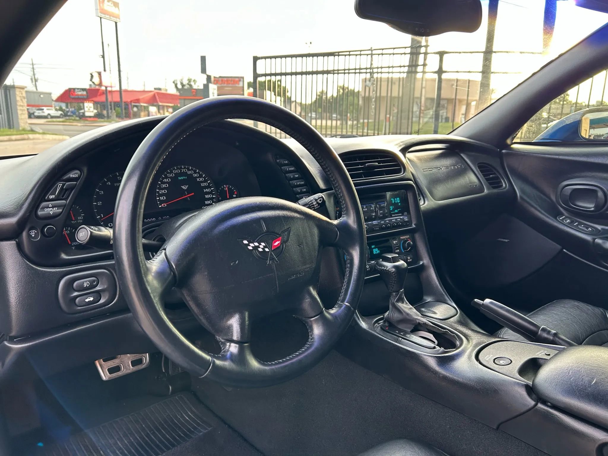 Used 2002 Chevrolet Corvette Coupe w/ Preferred Equipment Group2 image 19