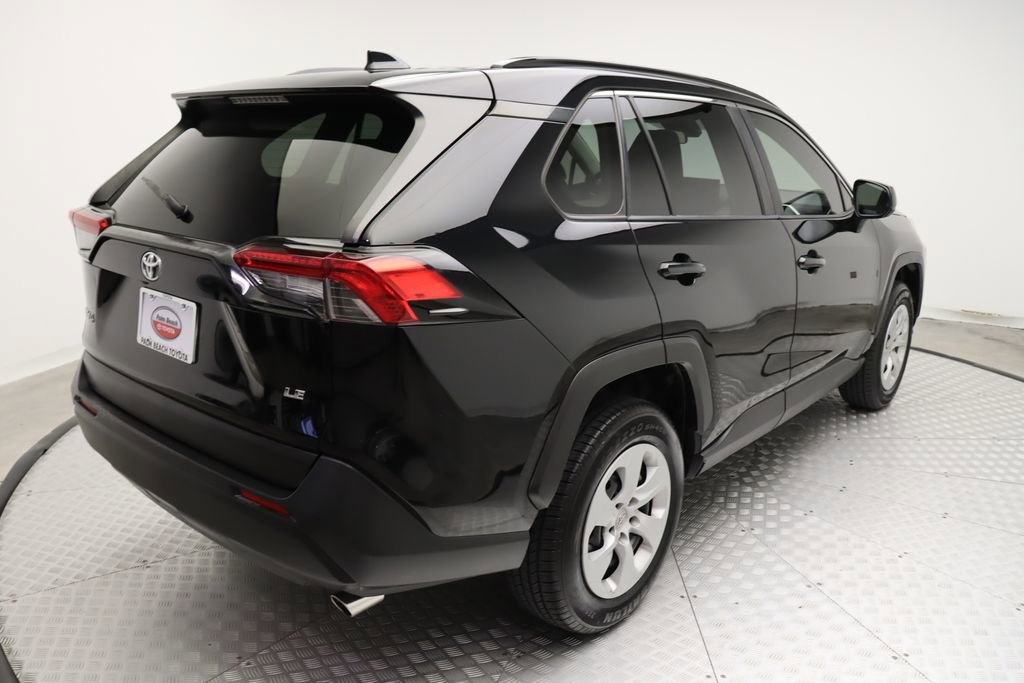 Certified 2019 Toyota RAV4 LE image 8