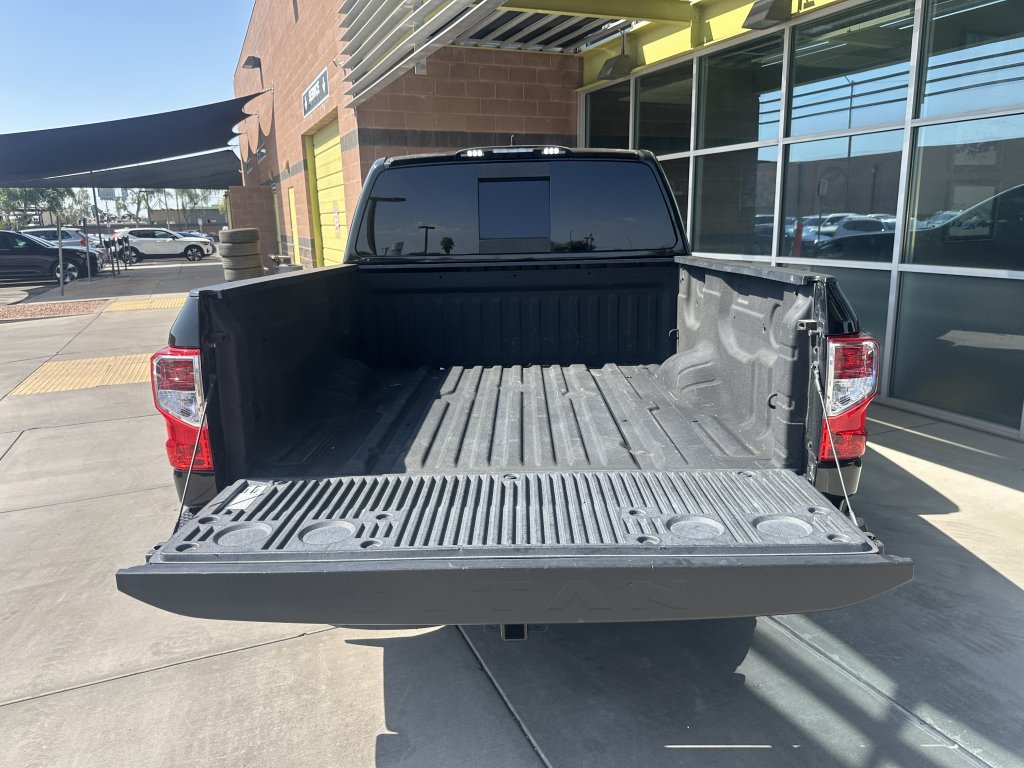 Used 2022 Nissan Titan S w/ S Utility Package RWD image 26