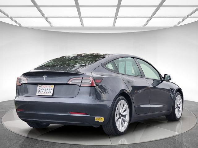 Used 2021 Tesla Model 3 Standard Range Plus image 5