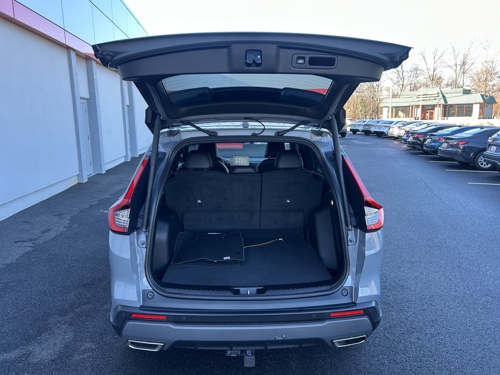 Used 2023 Honda CR-V Sport Touring image 11