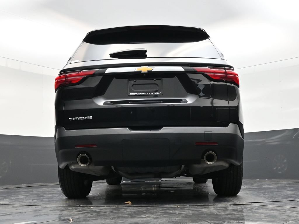 Used 2024 Chevrolet Traverse LS FWD image 20