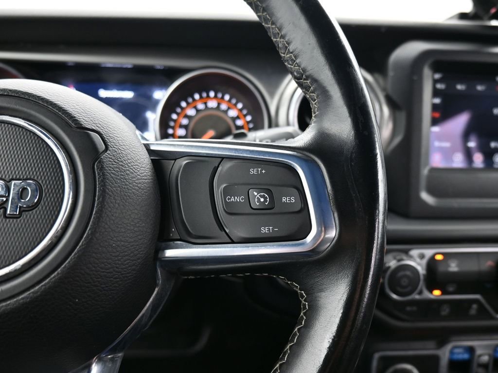 Used 2020 Jeep Wrangler Unlimited Sahara AWD/4WD image 26