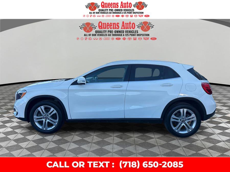 Used 2018 Mercedes-Benz GLA 250 4MATIC w/ Premium Package image 3