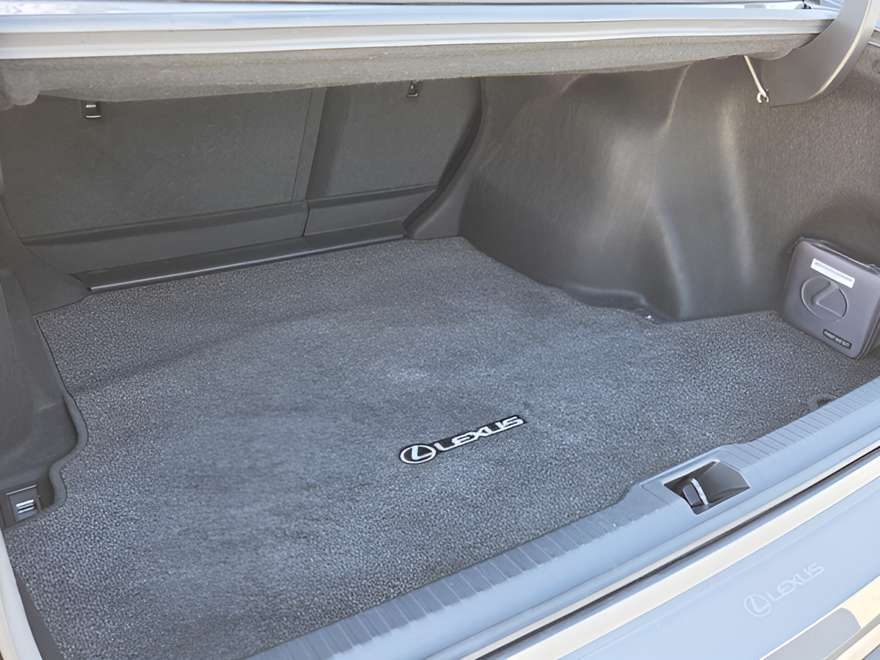 Certified 2025 Lexus IS 300 w/ Premium Package RWD image 13
