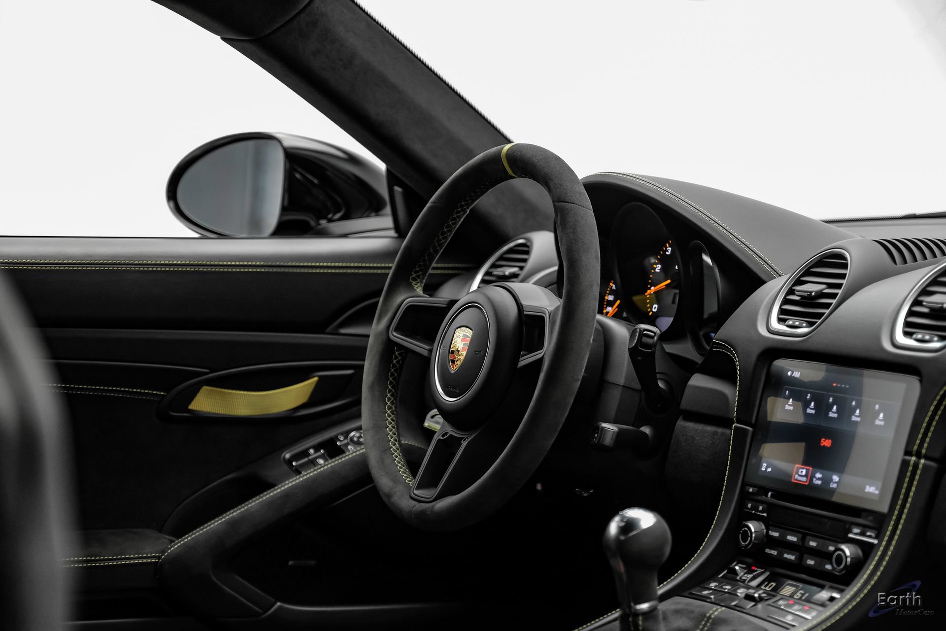 Used 2021 Porsche 718 Cayman GT4 RWD image 59