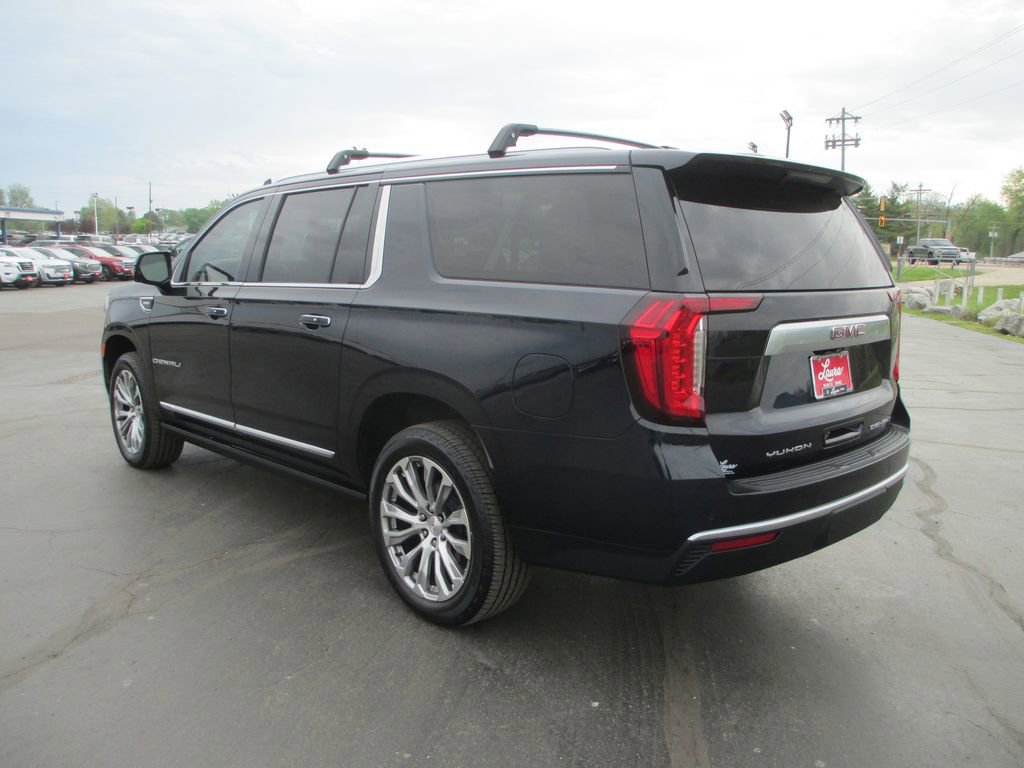 Used 2021 GMC Yukon XL Denali w/ Denali Ultimate Package image 9