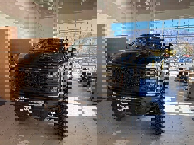 New 2024 Ford F250 Lariat w/ Lariat Ultimate Package image 3