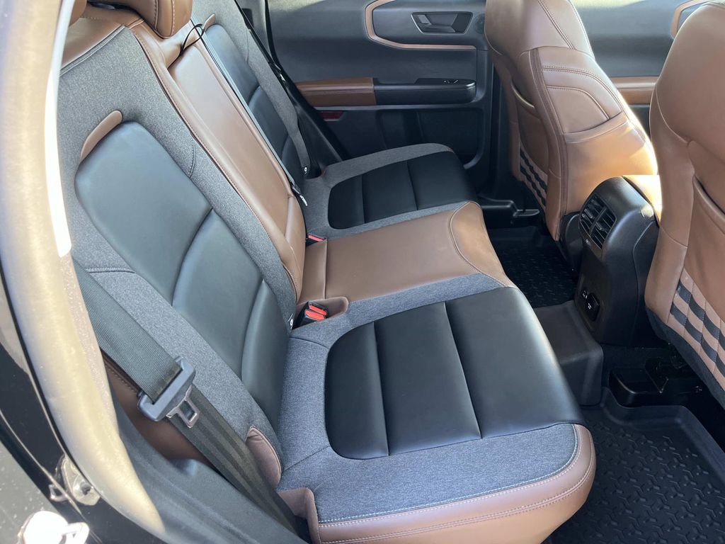 Used 2023 Ford Bronco Sport Outer Banks w/ Tech Package image 19
