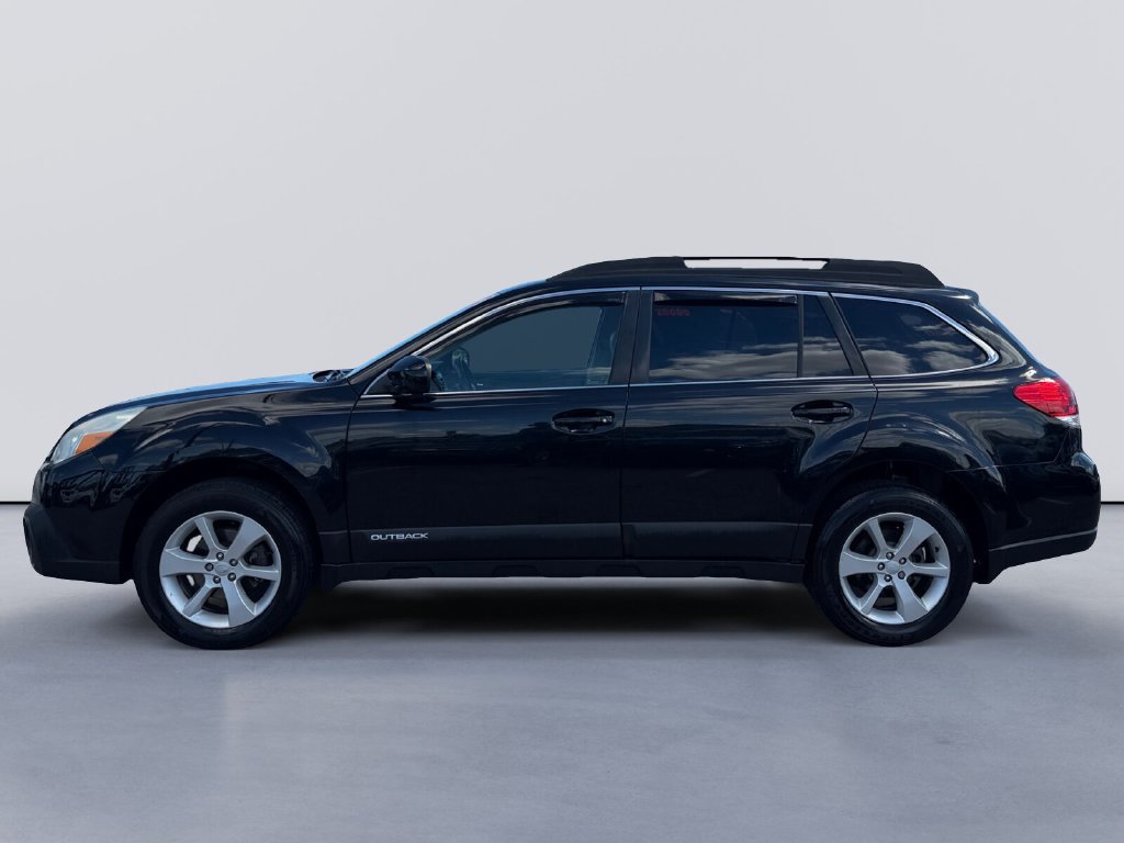 Used 2013 Subaru Outback 2.5i Premium AWD/4WD image 6