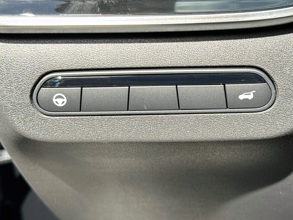 New 2027 INFINITI QX60 Luxe w/ Cargo Package FWD image 10