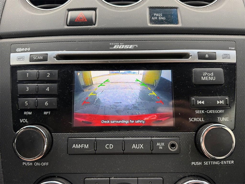 Used 2010 Nissan Altima 2.5 S w/ Premium Pkg image 18