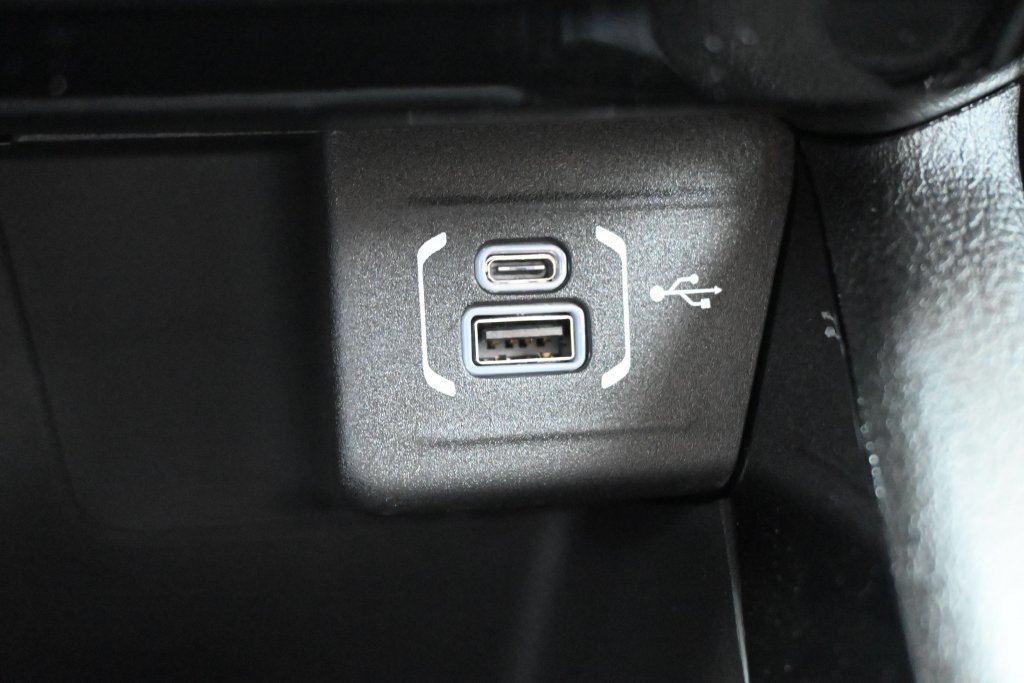 New 2026 Jeep Compass Latitude AWD/4WD image 11