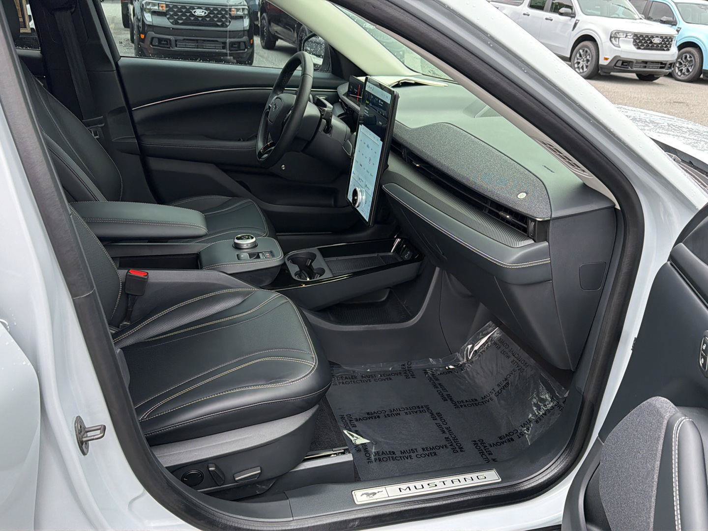 Used 2021 Ford Mustang Mach-E Premium RWD image 13