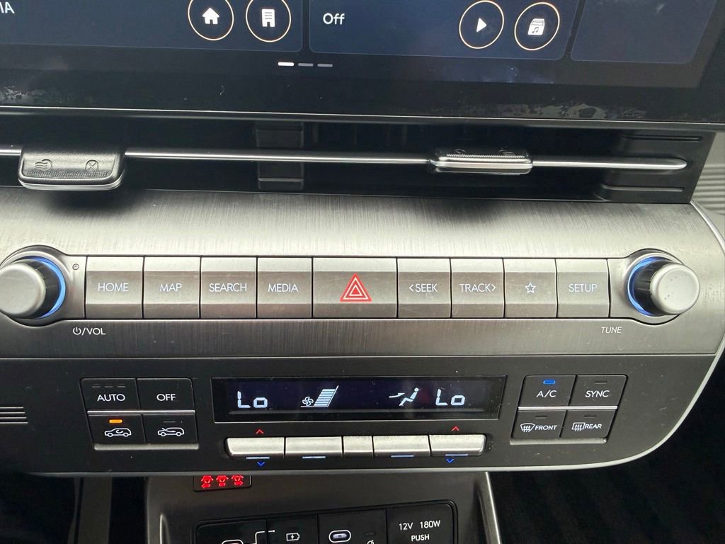 Used 2024 Hyundai Kona SEL w/ Convenience Package AWD/4WD image 22