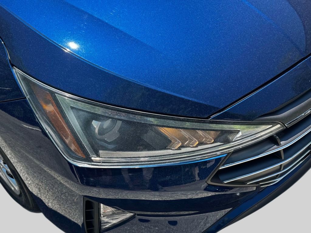 Used 2020 Hyundai Elantra SE FWD image 6