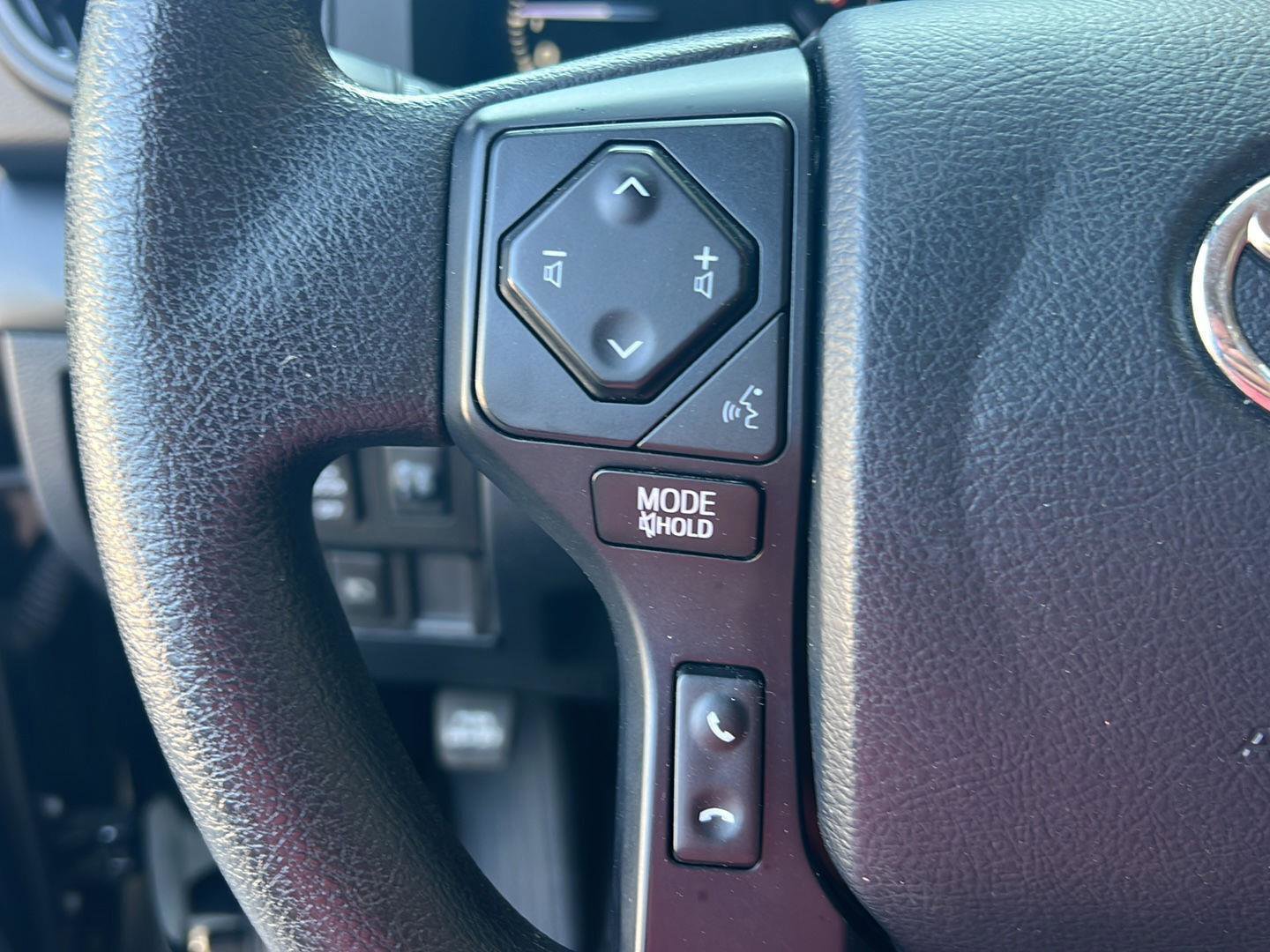 Used 2020 Toyota Tundra SR image 21