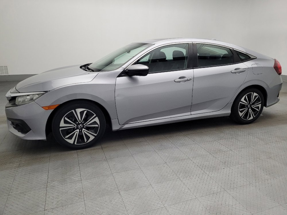 Used 2018 Honda Civic EX-L image 2