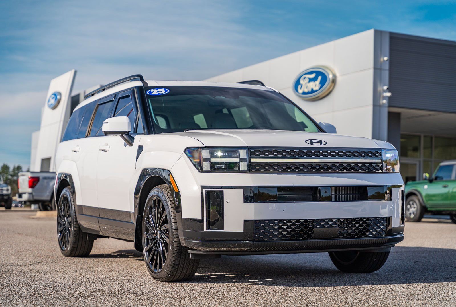 Used 2025 Hyundai Santa Fe Calligraphy w/ Tow & Go Package