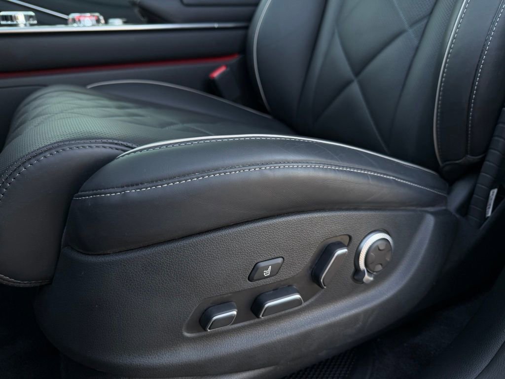 Used 2025 Genesis GV80 3.5T Prestige image 12