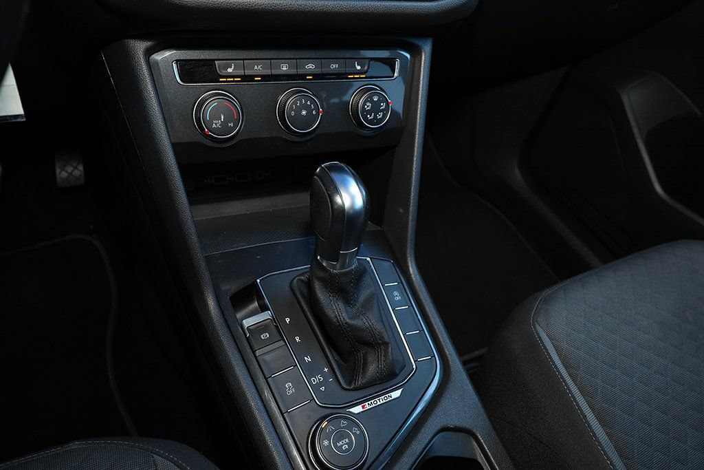 Used 2018 Volkswagen Tiguan S AWD/4WD image 30