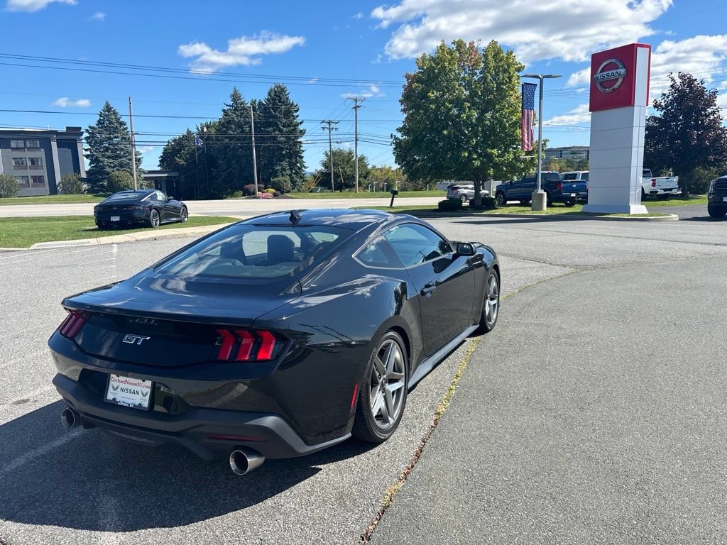 Used 2024 Ford Mustang GT Premium RWD image 7