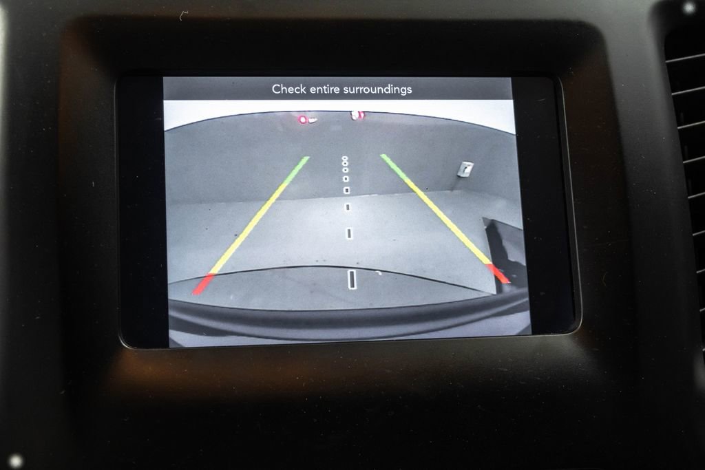 Used 2019 Jeep Cherokee Latitude w/ Popular Appearance Group image 19