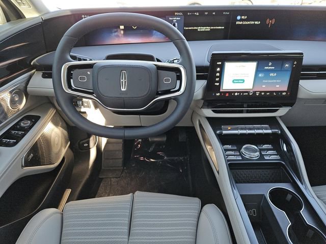 New 2026 Lincoln Nautilus Reserve AWD/4WD image 17