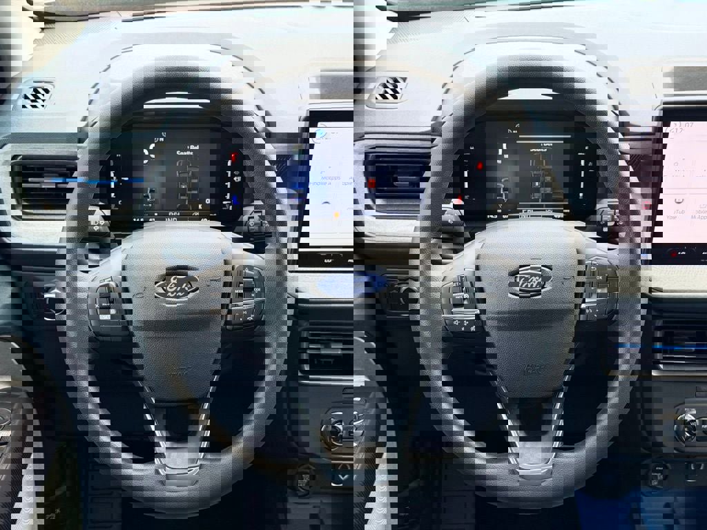 New 2026 Ford Maverick XLT image 17