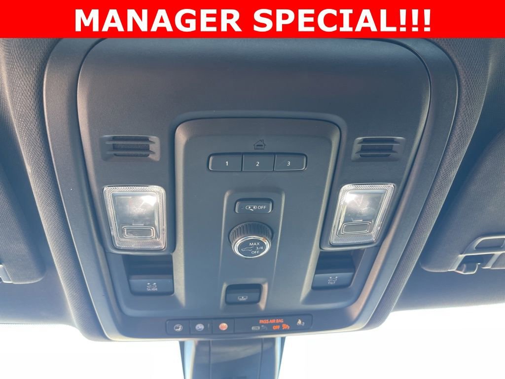 Used 2022 Chevrolet Suburban RST AWD/4WD image 34