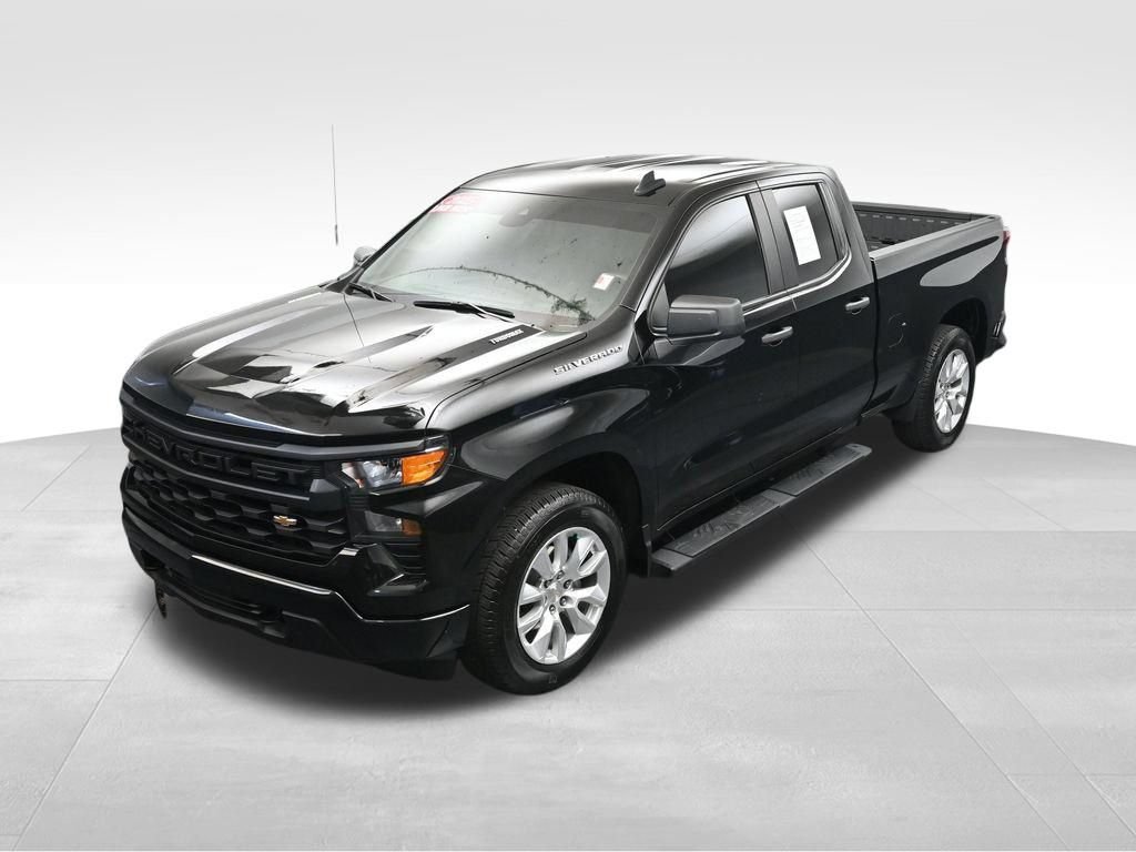 Used 2025 Chevrolet Silverado 1500 Custom RWD image 31