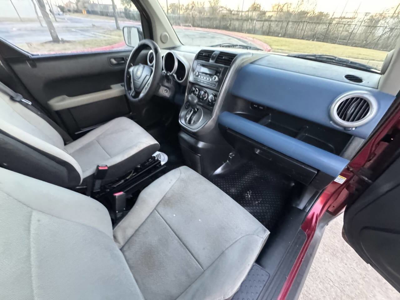 Used 2008 Honda Element EX image 11