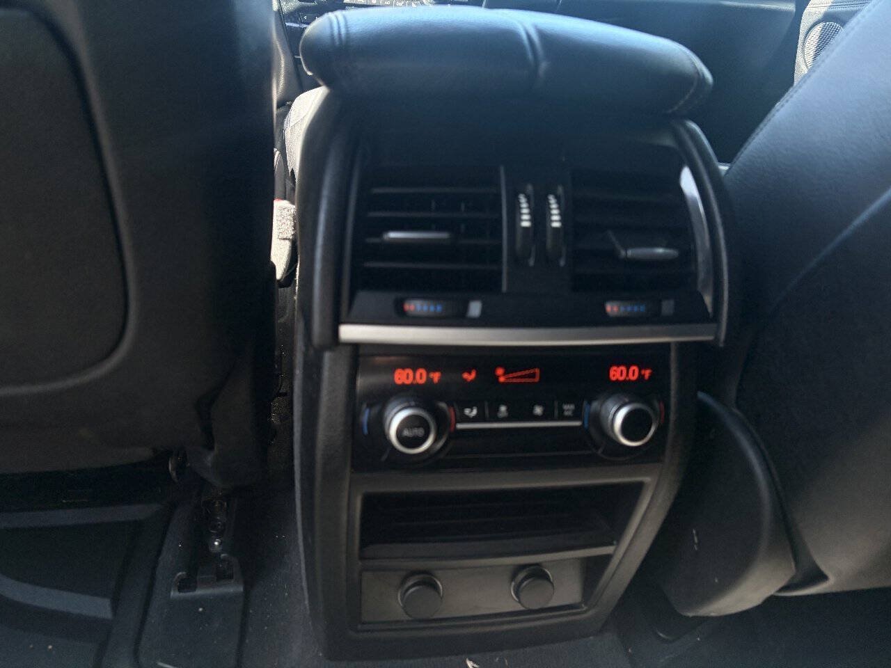 Used 2018 BMW X5 xDrive50i AWD/4WD image 18
