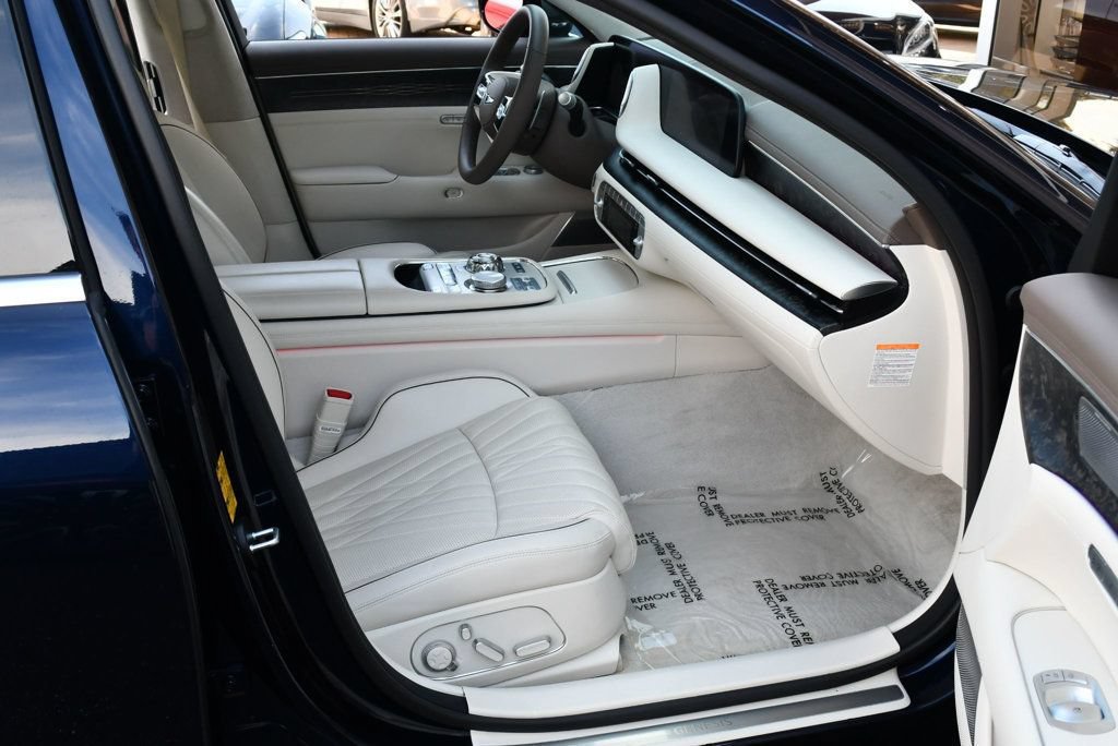 Used 2023 Genesis G90 3.5T AWD/4WD image 42