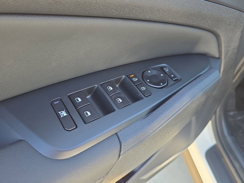 New 2026 Kia Sportage EX image 20
