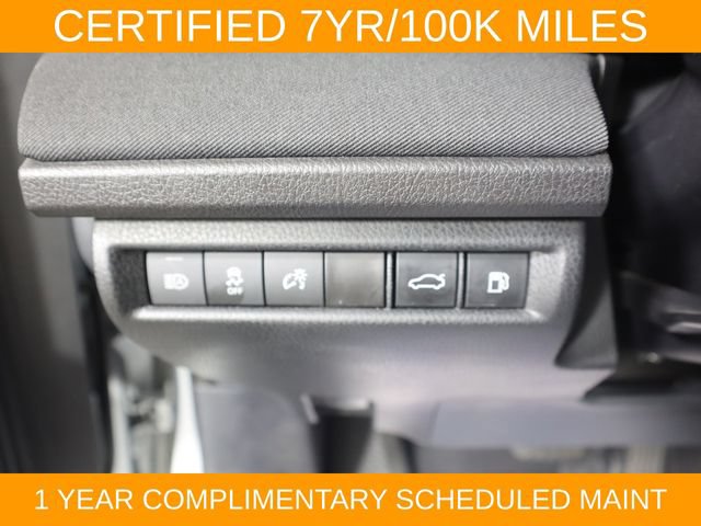 Used 2025 Toyota Camry LE w/ Convenience Package FWD image 18