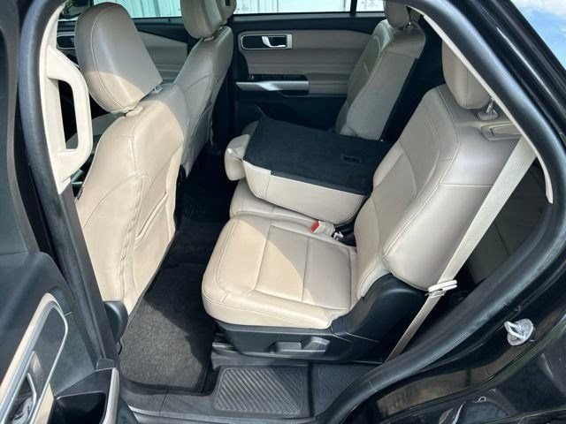 Used 2023 Ford Explorer XLT w/ Equipment Group 202A AWD/4WD image 38