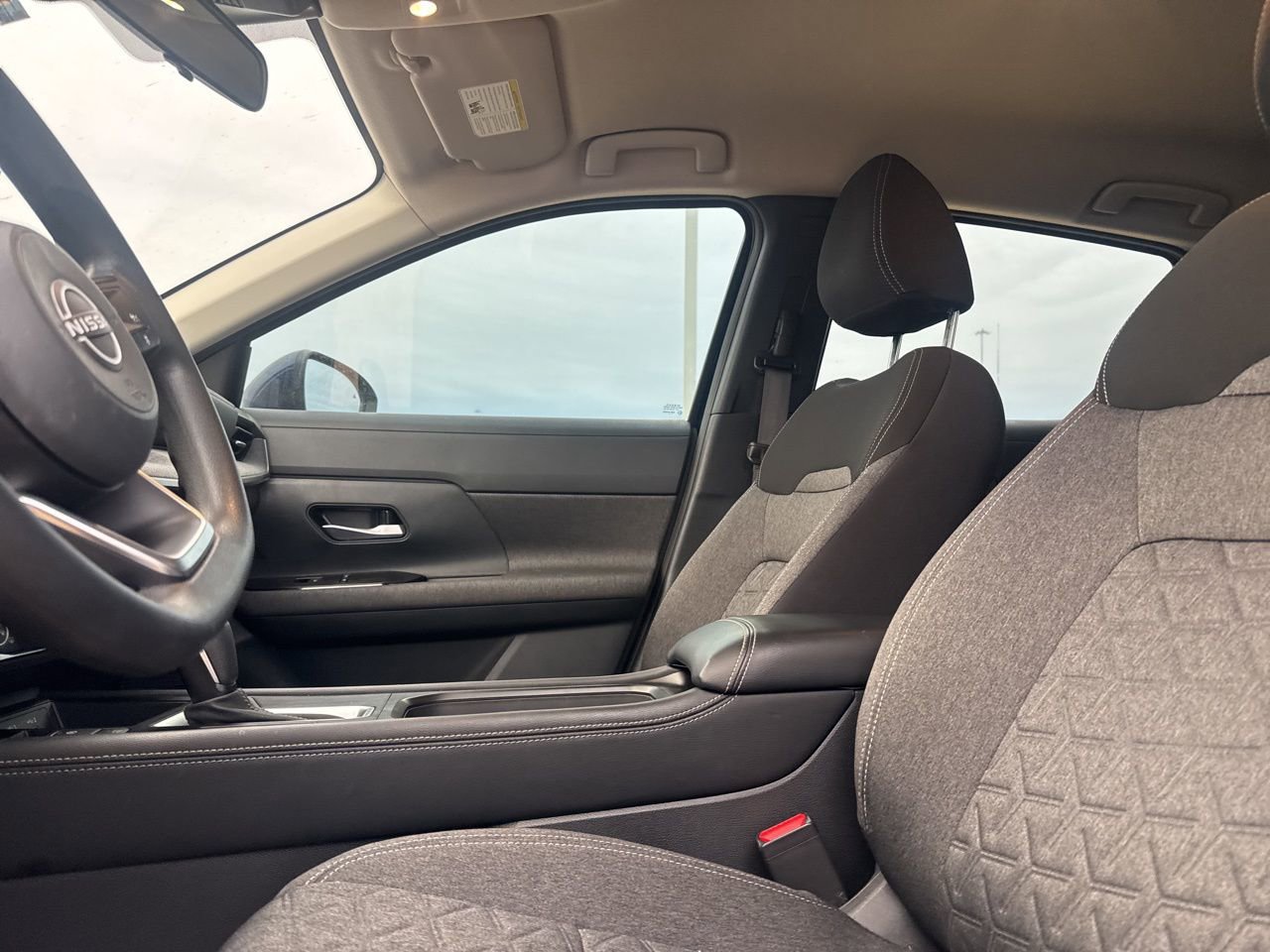 Certified 2025 Nissan Kicks SV image 33