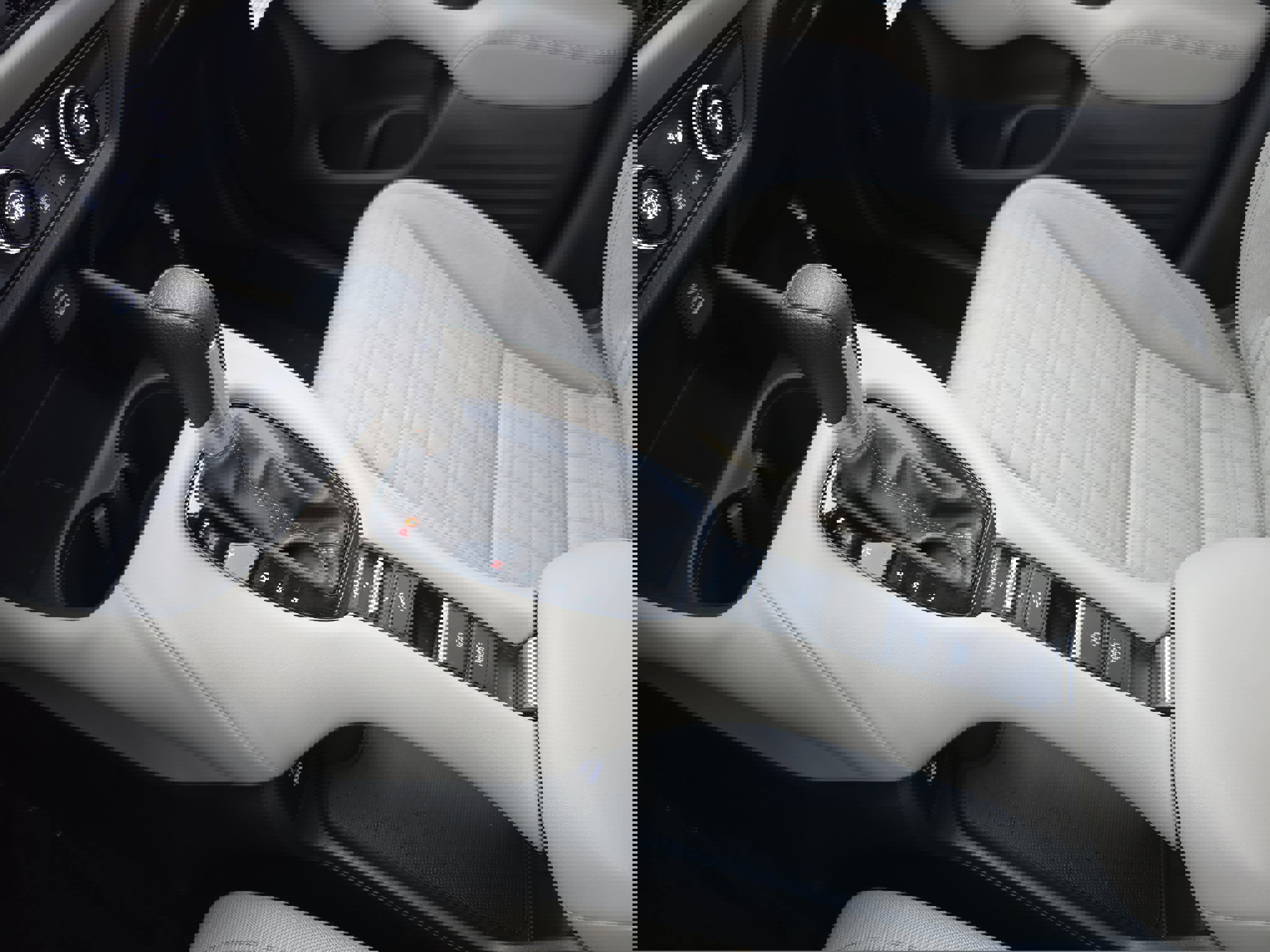 Certified 2025 Honda HR-V LX image 24