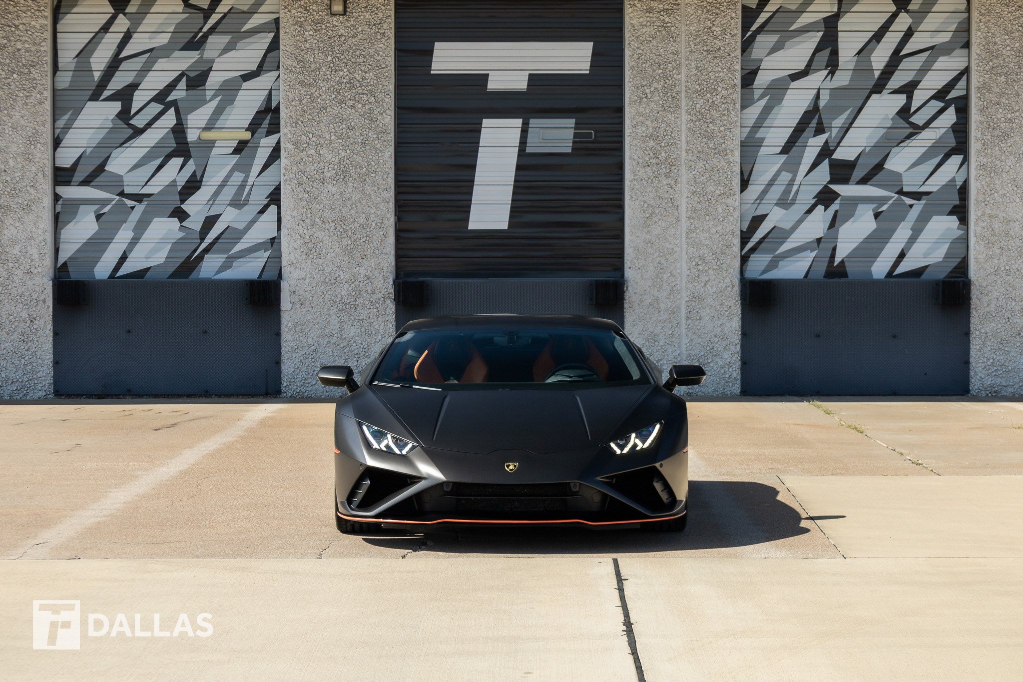 Used 2022 Lamborghini Huracan EVO RWD image 3