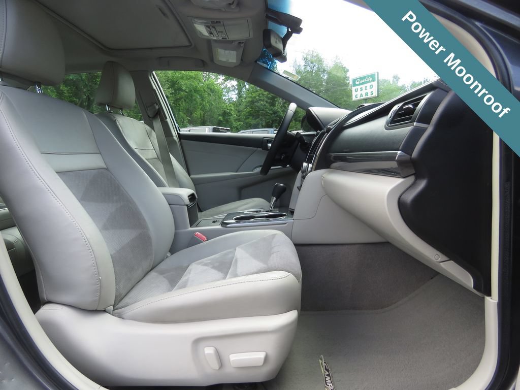 Used 2014 Toyota Camry XLE w/ Leather Package FWD image 13