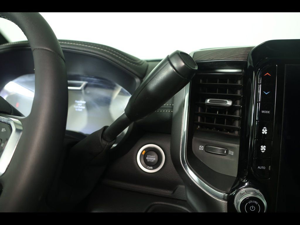 Used 2025 RAM 2500 Laramie w/ Night Edition image 30