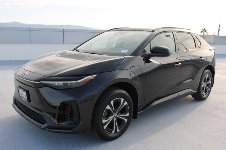 Certified 2023 Toyota bZ4X XLE image 7