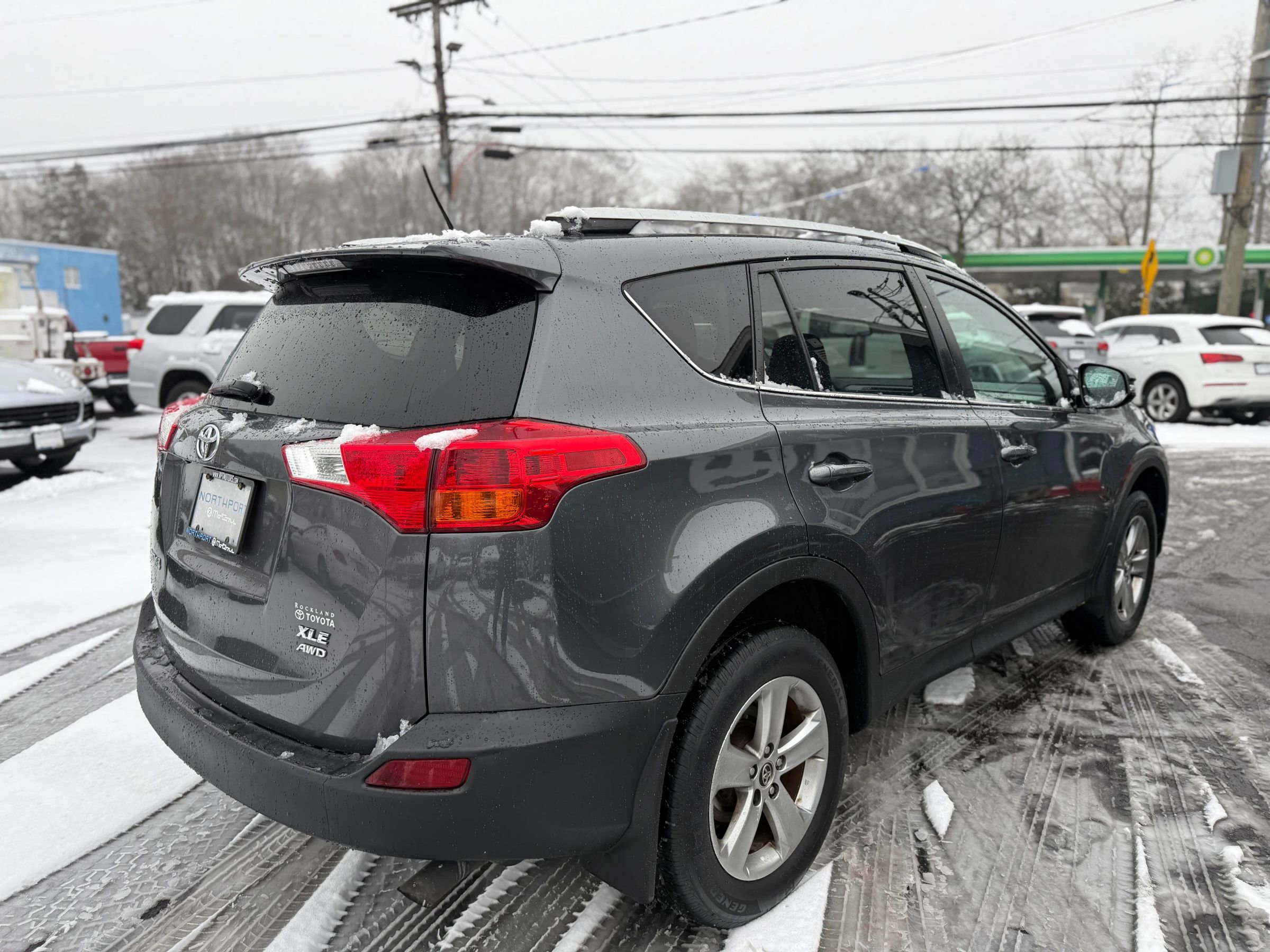 Used 2015 Toyota RAV4 XLE image 6