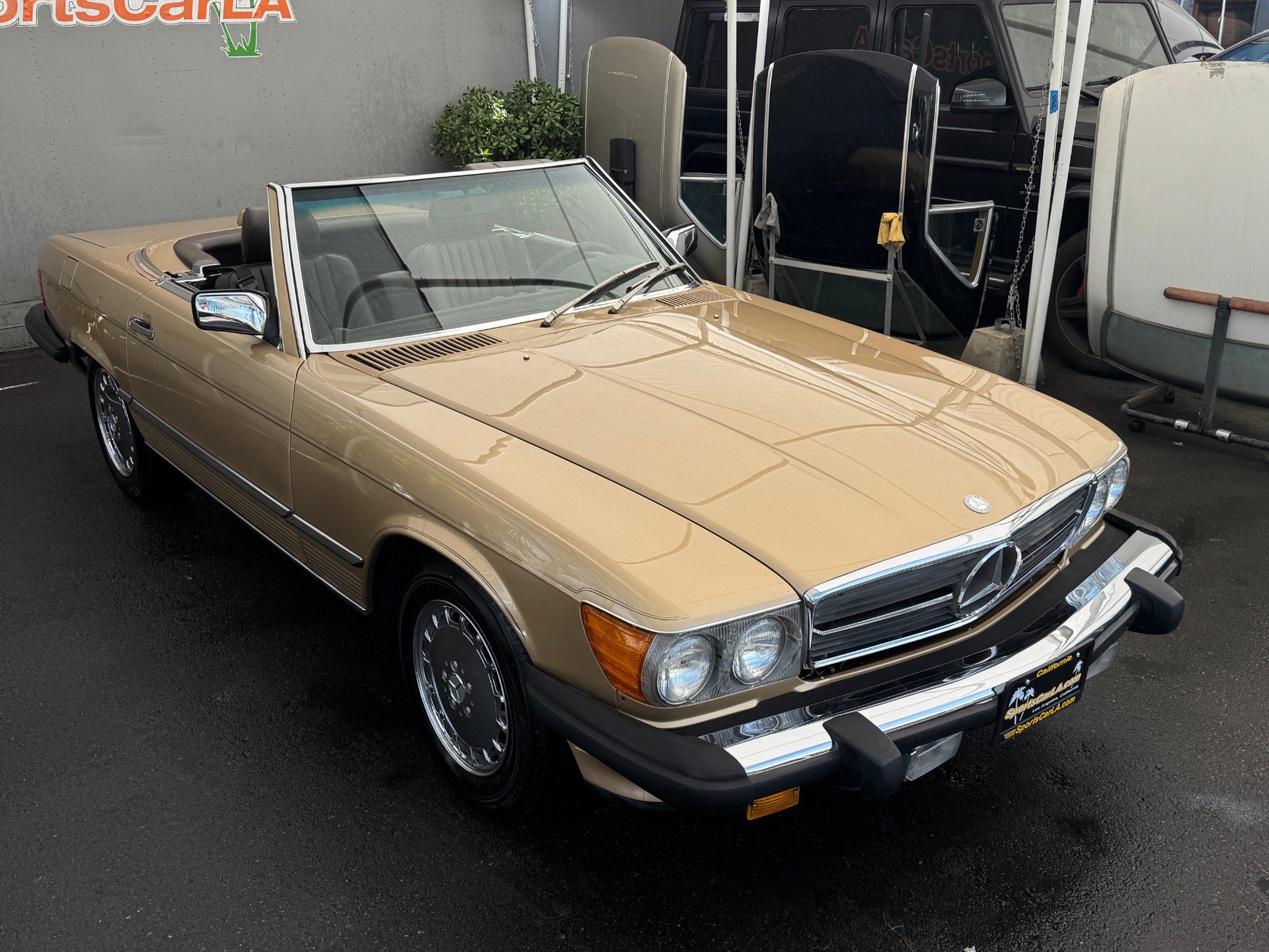 Used 1987 Mercedes-Benz 560 SL image 5
