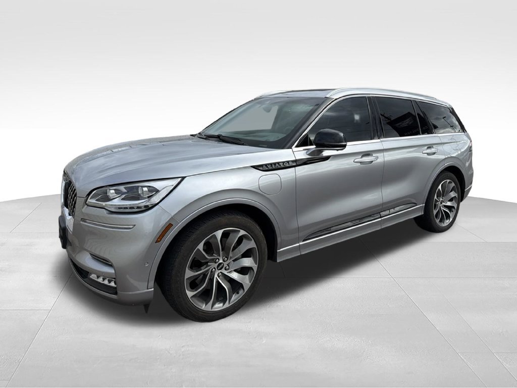 Used 2021 Lincoln Aviator Grand Touring w/ Equipment Group 302A AWD/4WD image 2
